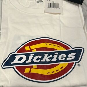 NWT. Womens plus size.Dickies T-shirt.  White. Short sleeve